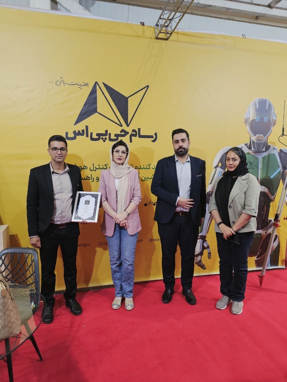 حضور رسام جی‌پی‌اس در نمایشگاه شیراز ۱۴۰۵